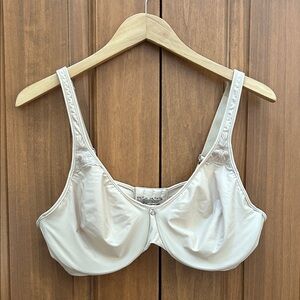 Bali light tan Underwire Bra size 40D style 3385